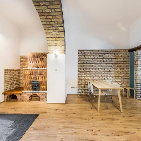 French Touch Apartment With Free Parking Budapest Exteriör bild