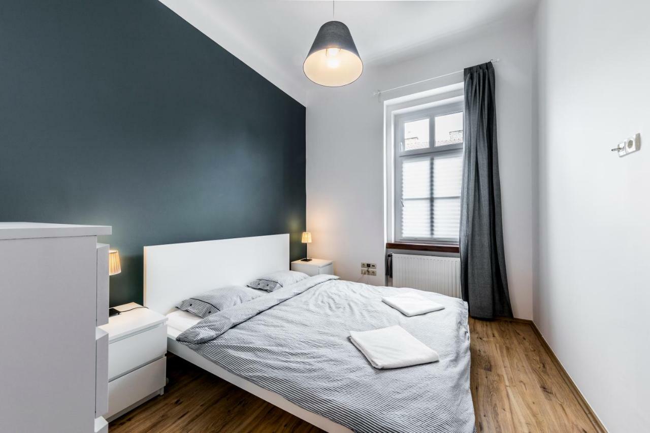 French Touch Apartment With Free Parking Budapest Exteriör bild