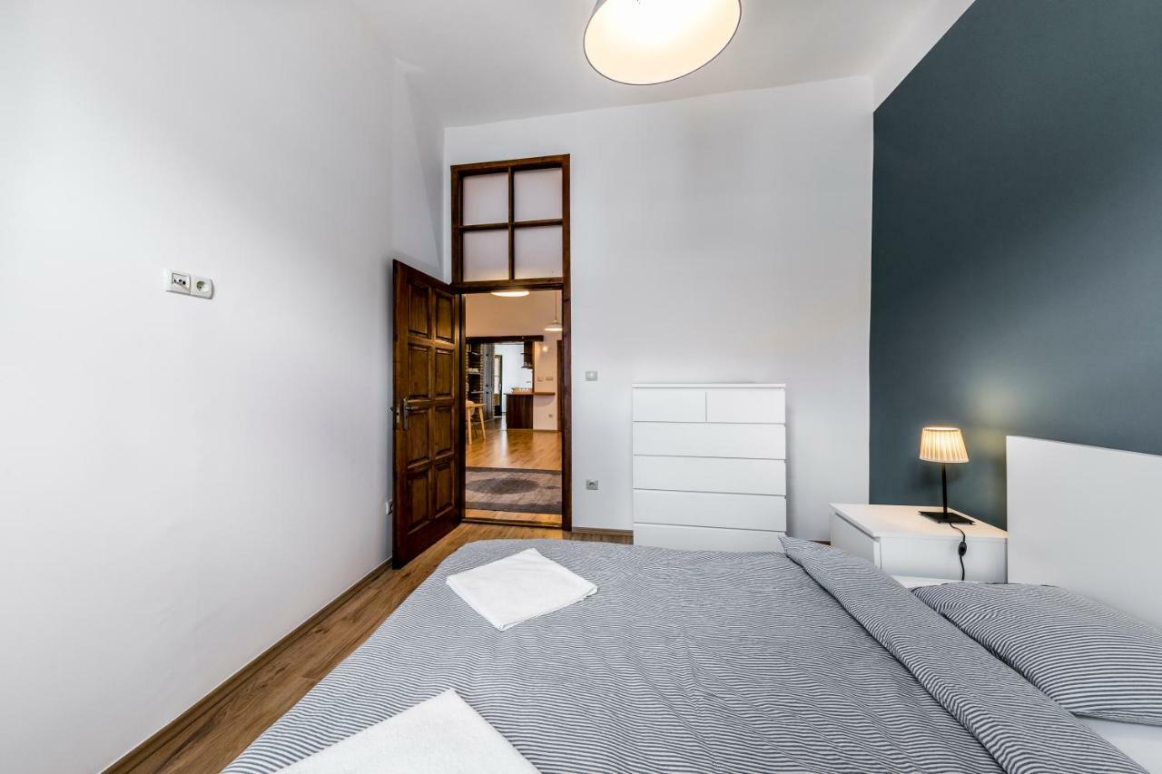 French Touch Apartment With Free Parking Budapest Exteriör bild